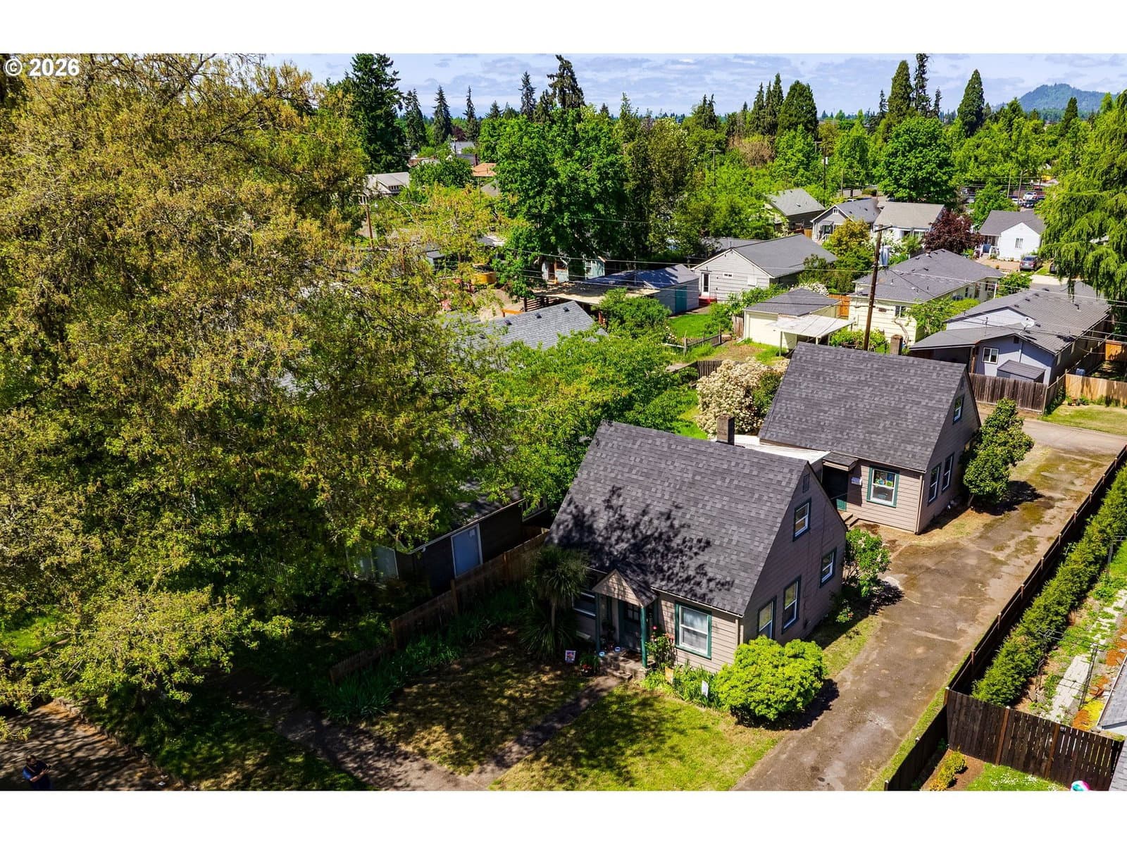 Listing photo 1 of 6
