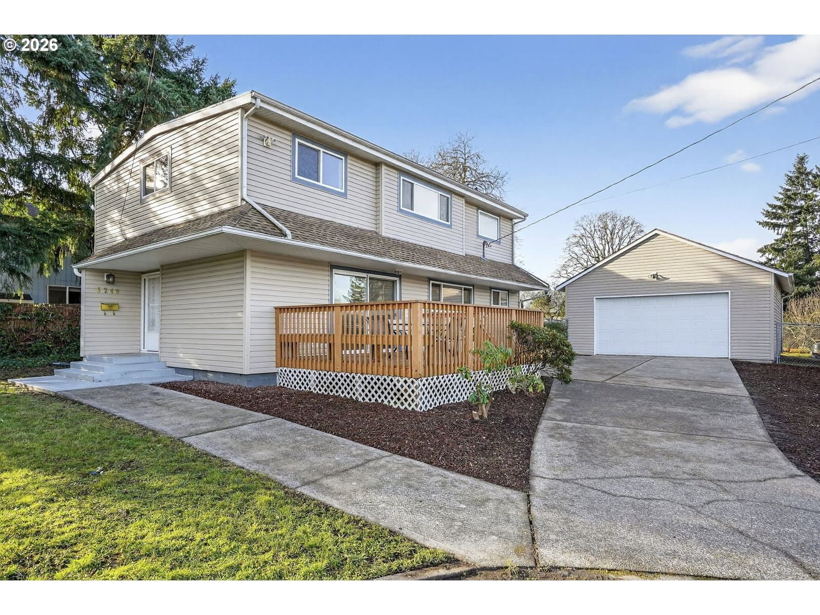 Primary listing photo, 5249 NE 45TH PL, Portland, OR, 97218