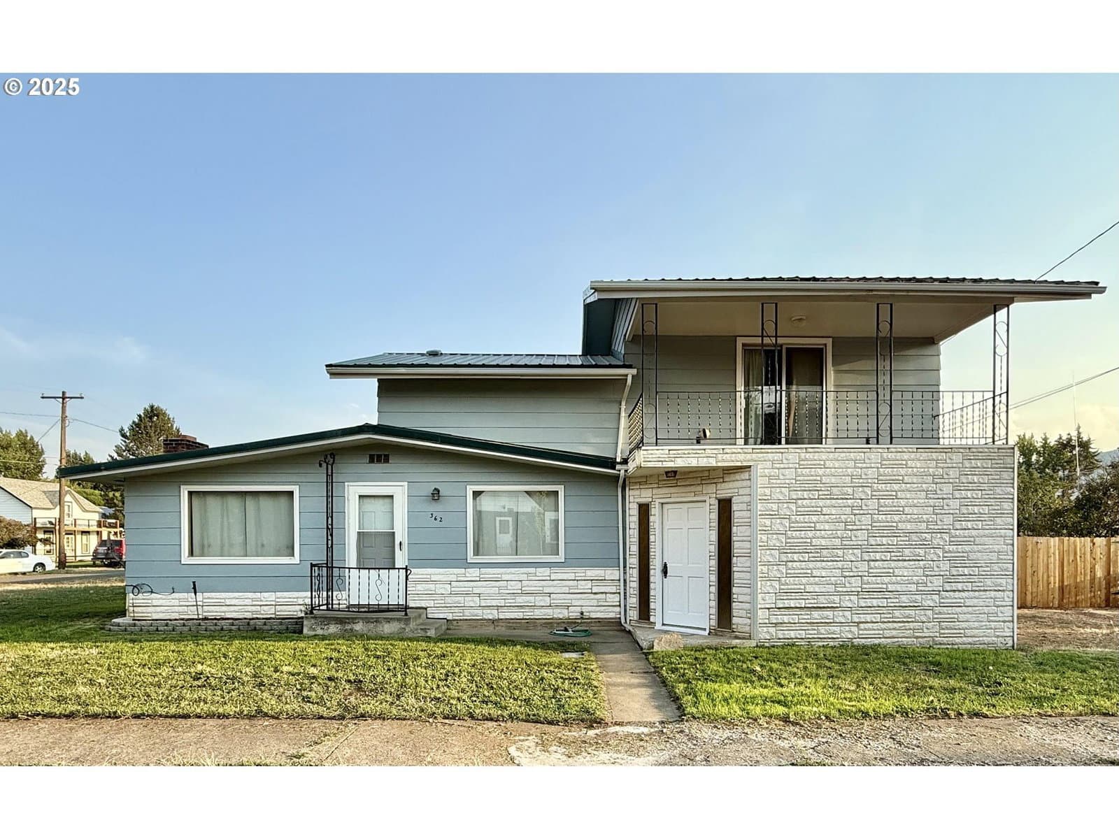 Primary listing photo, 362 E DEARBORN ST, Union, OR, 97883