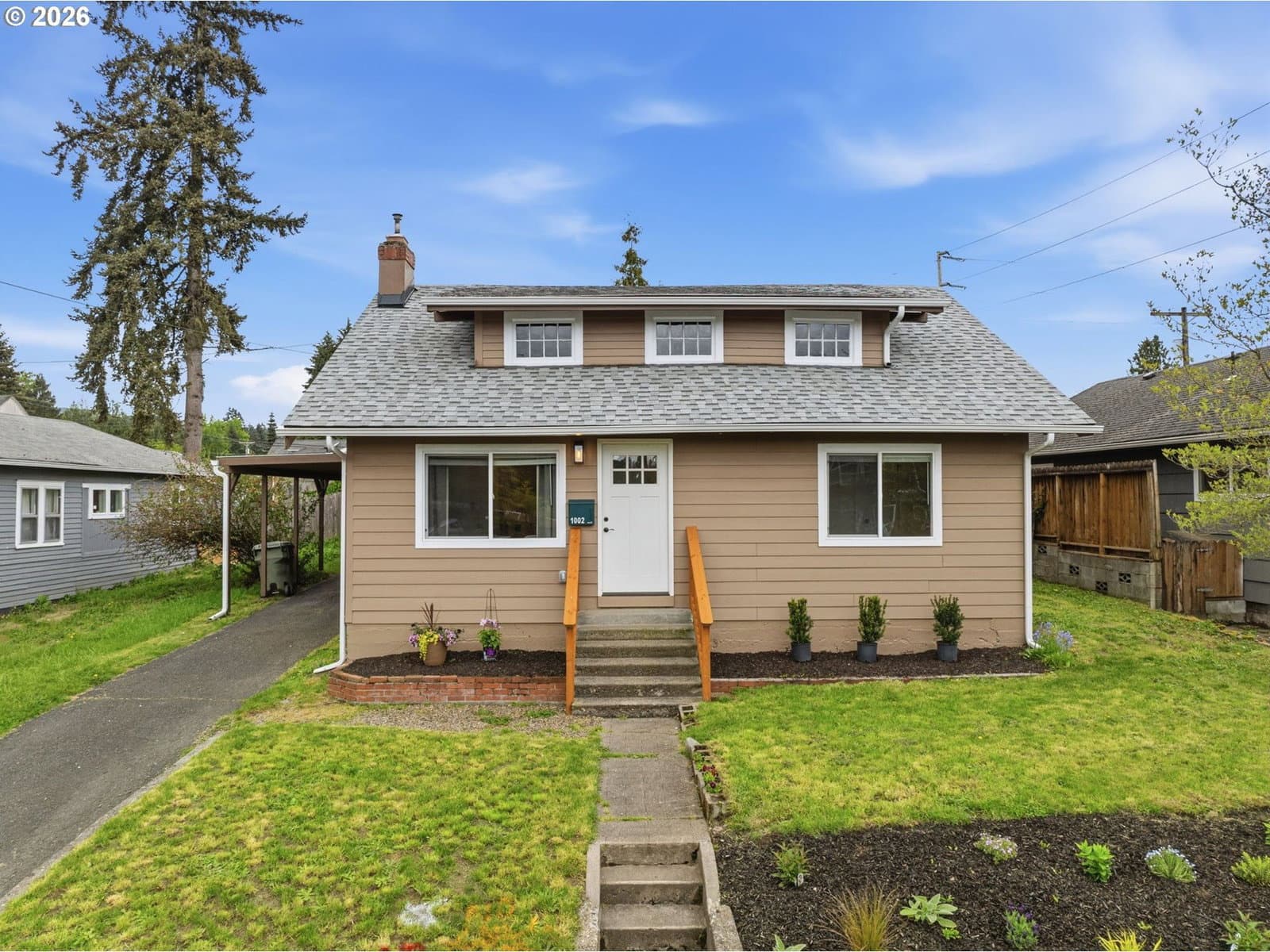 Primary listing photo, 1002 N 6TH AVE, Kelso, WA, 98626