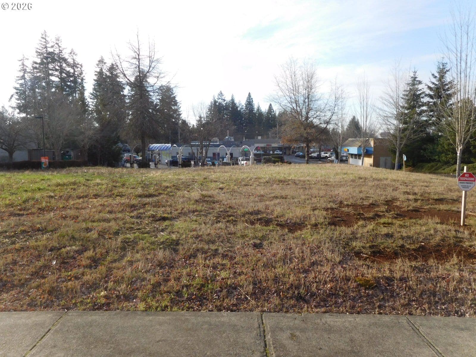 Listing photo 1 of 6