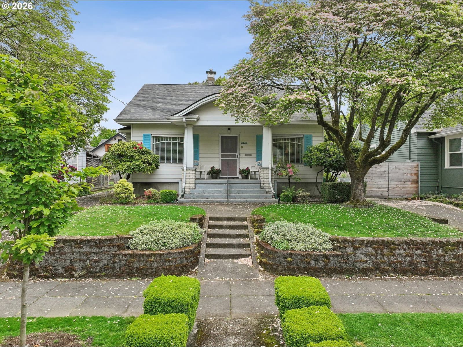 Listing photo 1 of 6