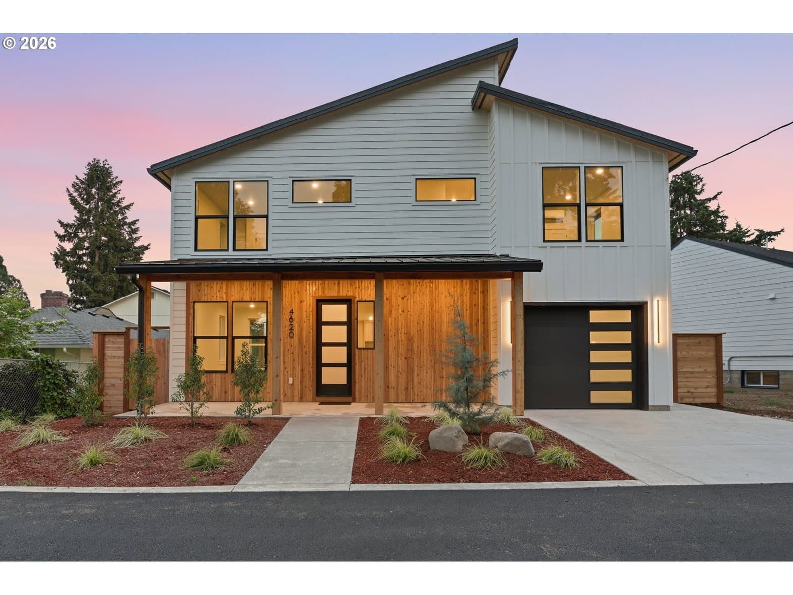 Primary listing photo, 4620 SE JENNINGS AVE, Milwaukie, OR, 97267