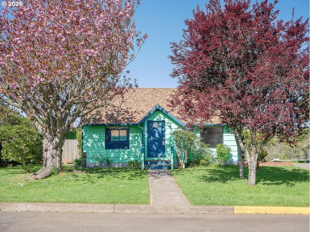Primary listing photo, 1549 NW GROVE ST NW #N/A, Newport, OR, 97365