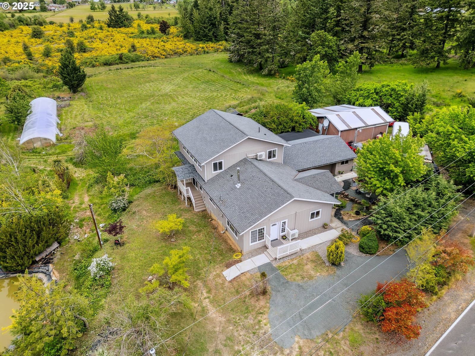 Primary listing photo, 250 VALLEY VIEW RD, Sutherlin, OR, 97479