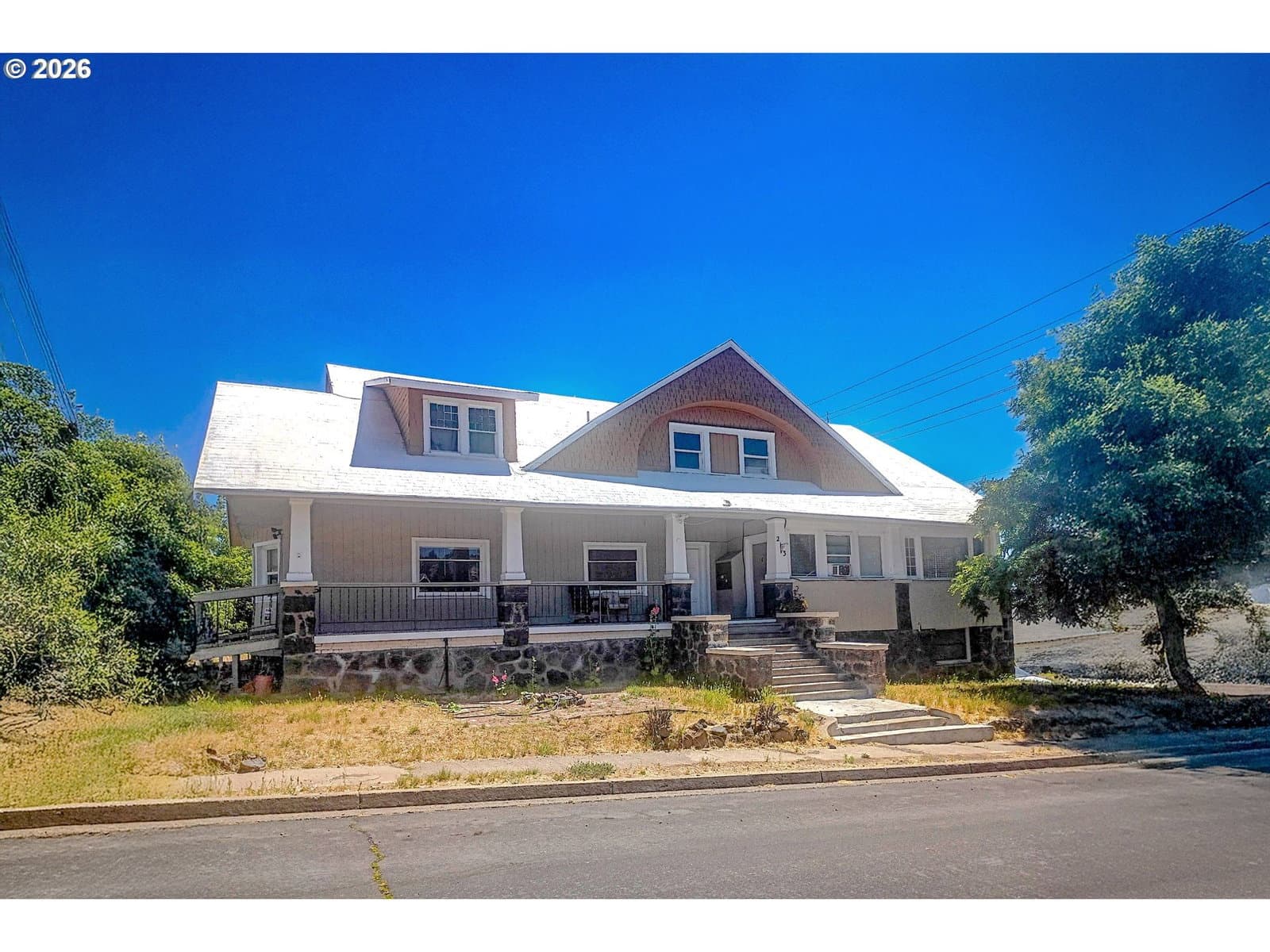 Primary listing photo, 213 CEDAR ST, Klamath Falls, OR, 97601