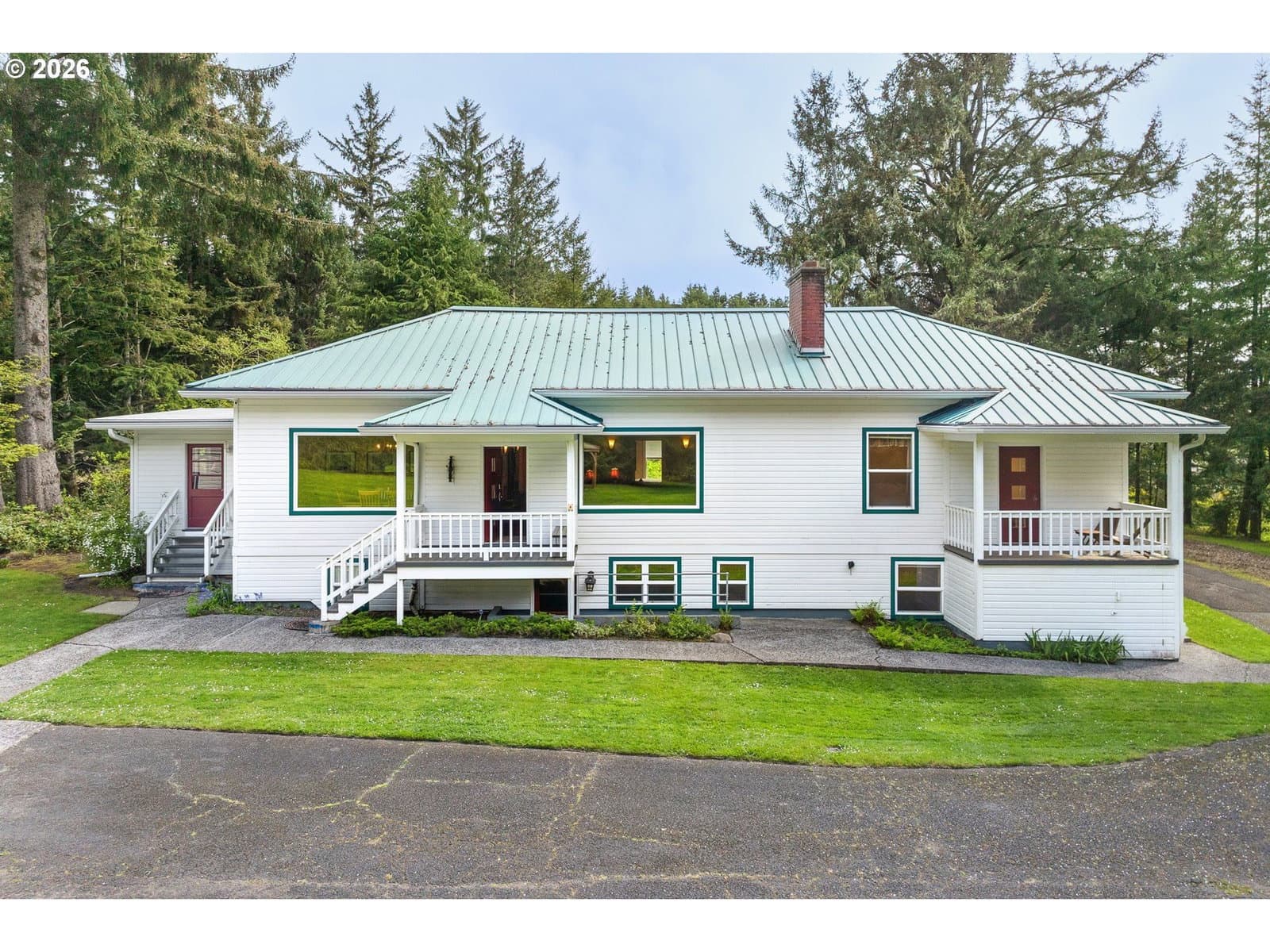 Listing photo 1 of 6
