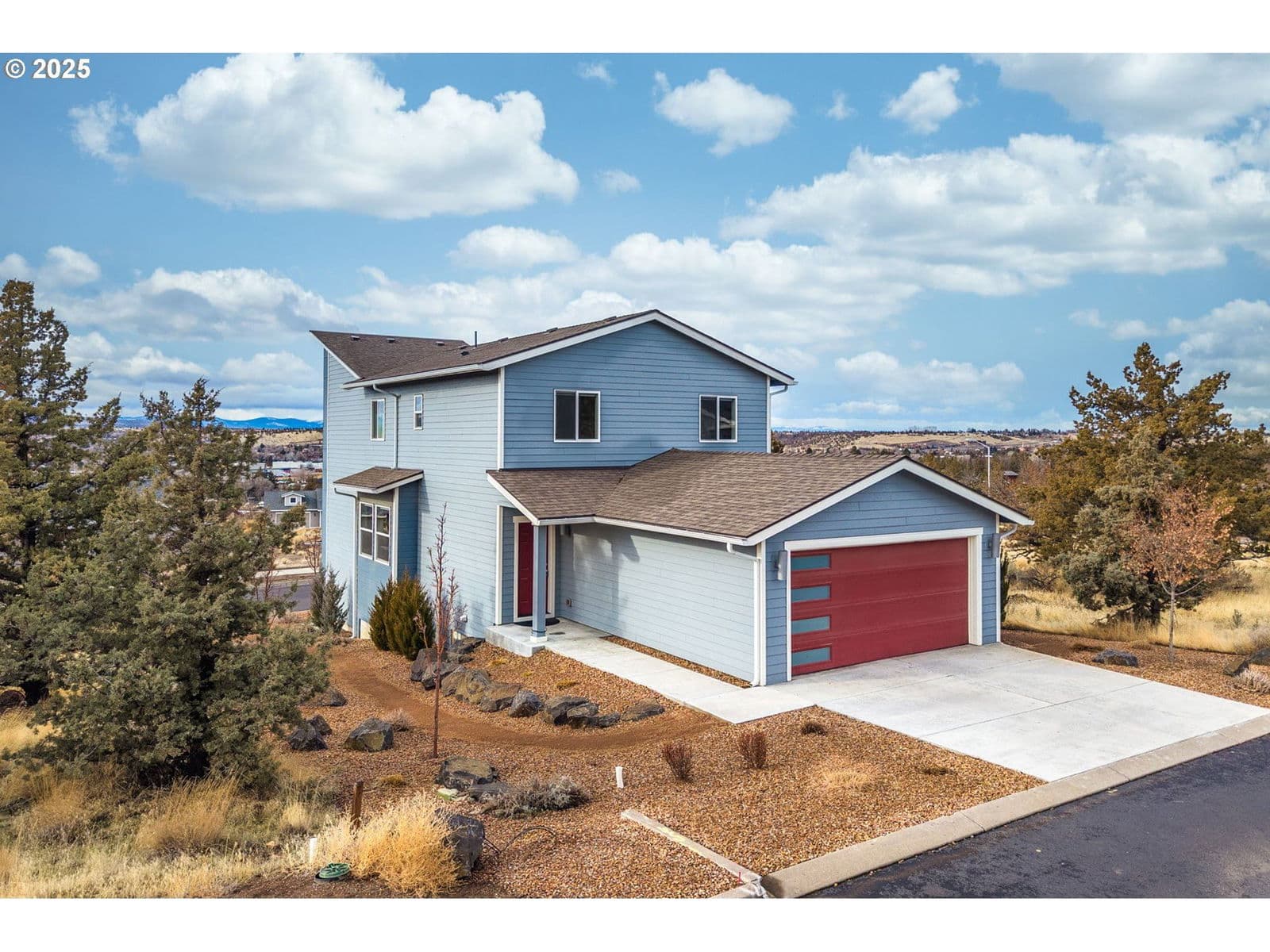 Primary listing photo, 433 SE LARKSPUR DR, Madras, OR, 97741