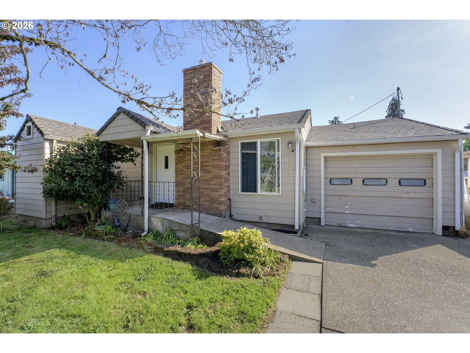 Listing photo 1 of 6