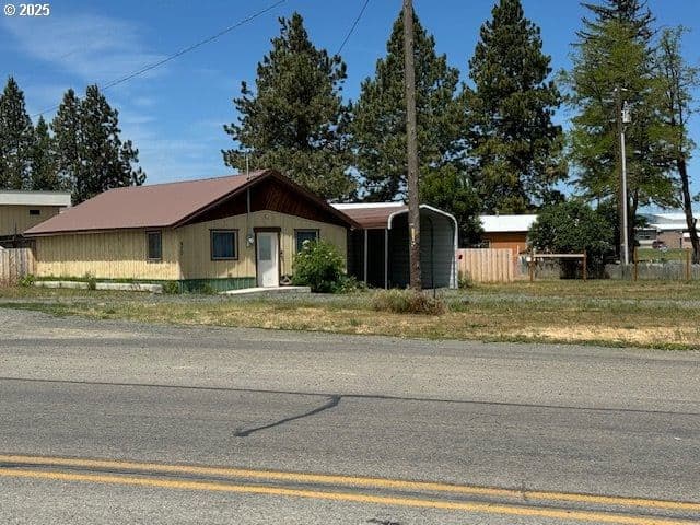 Primary listing photo, 970 2ND ST, North Powder, OR, 97867