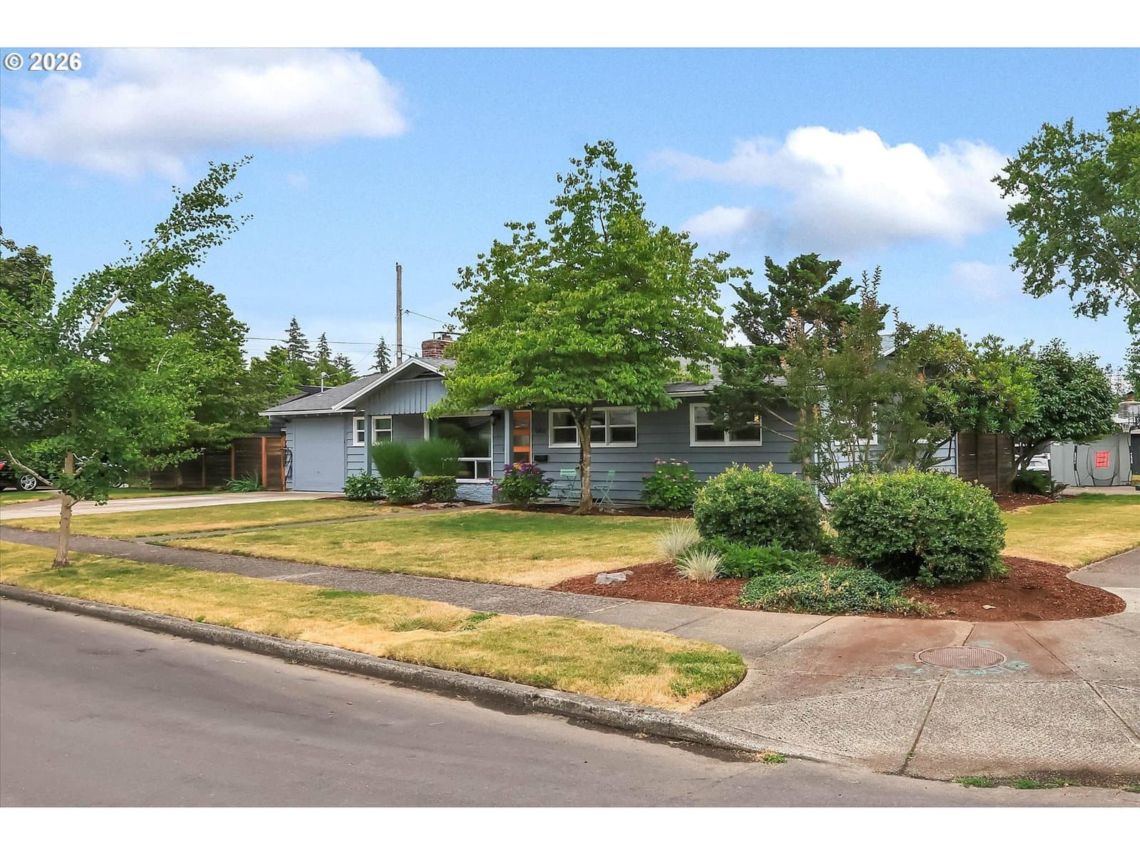 Listing photo 1 of 1