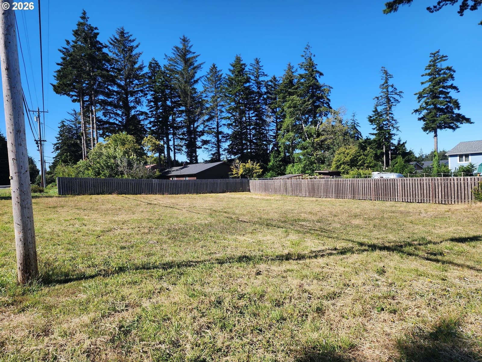 Listing photo 1 of 5