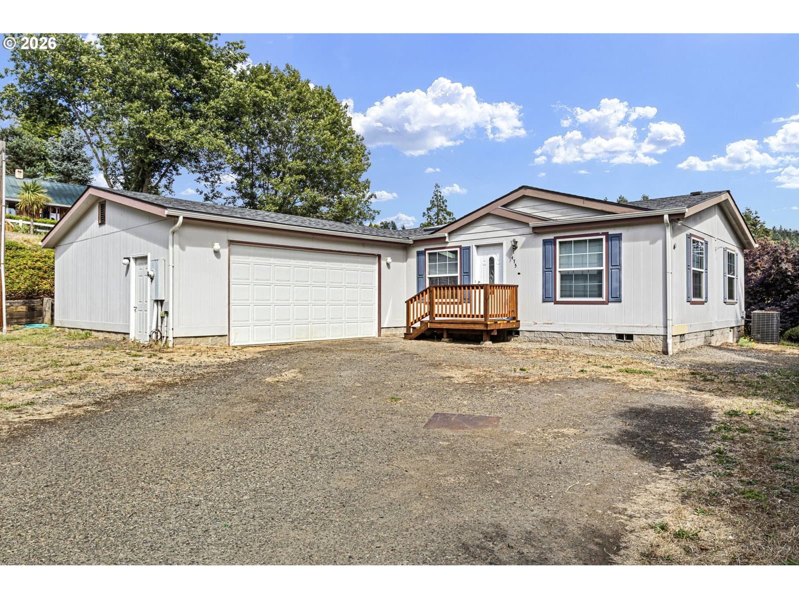 Listing photo 1 of 6