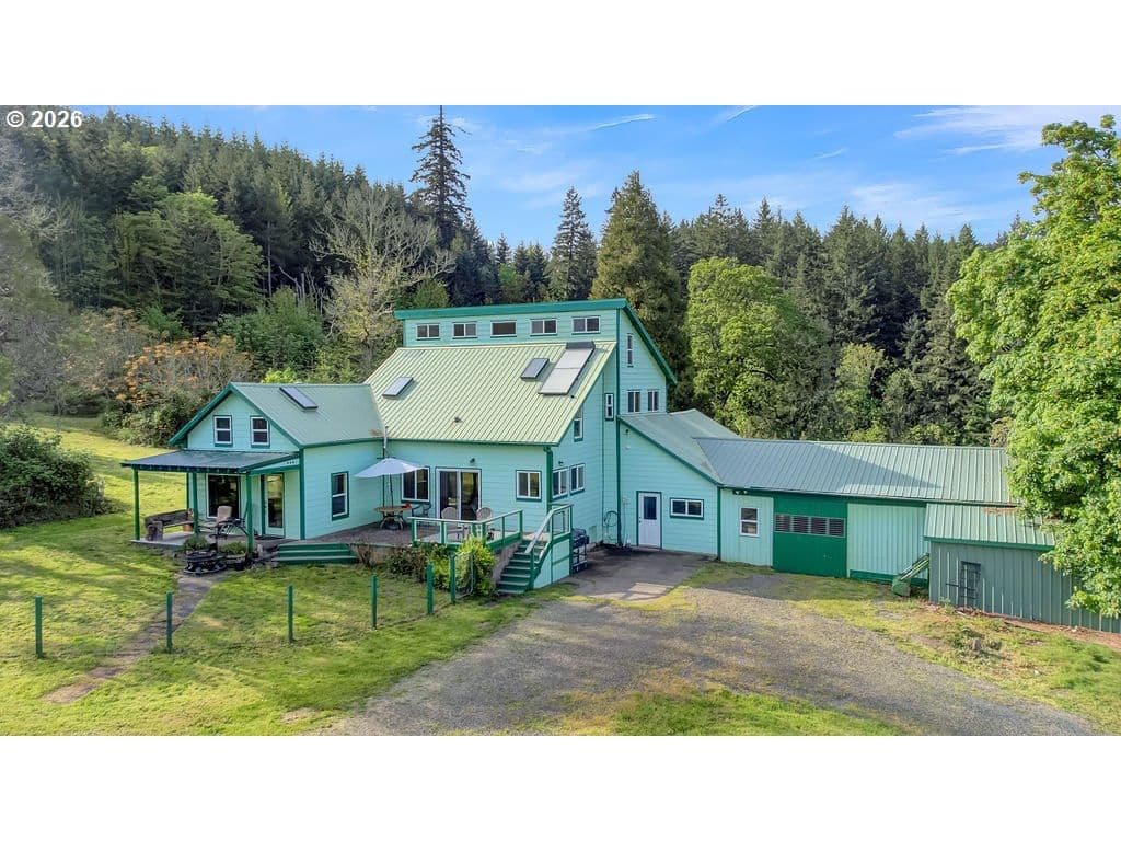 Listing photo 1 of 6