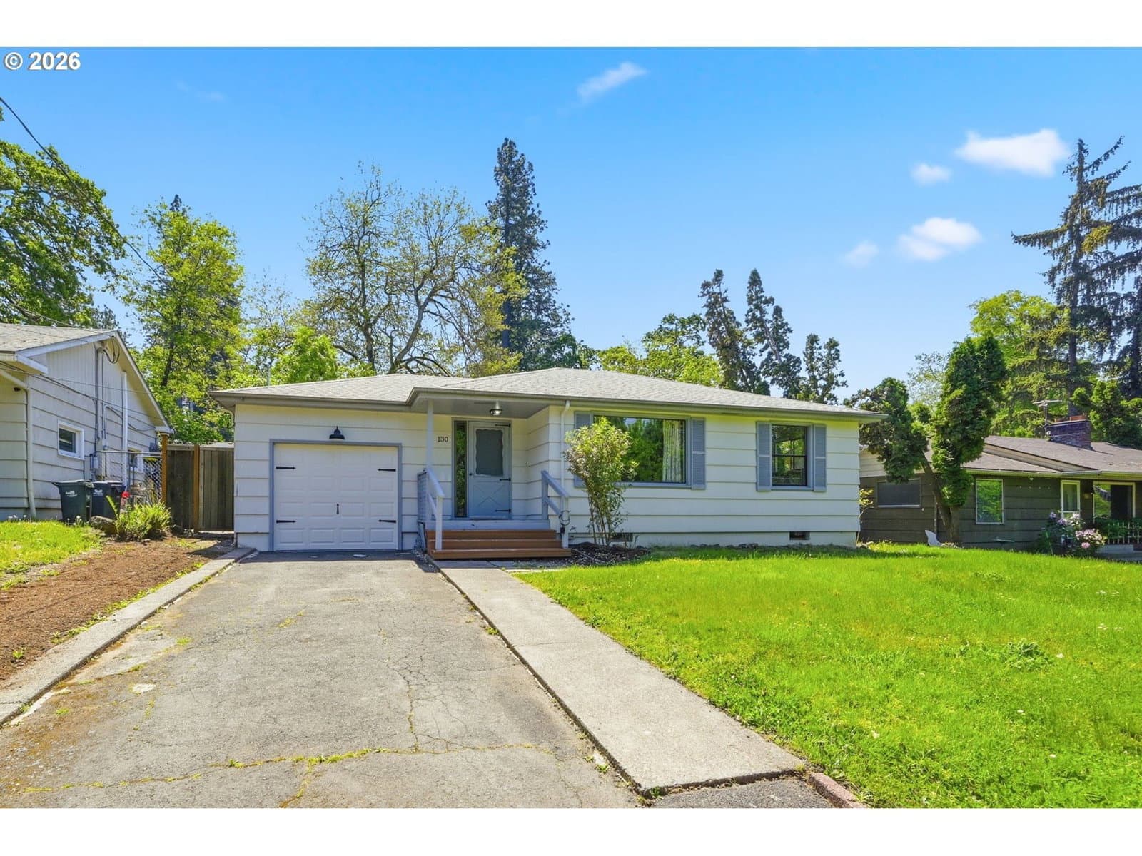 Listing photo 1 of 6