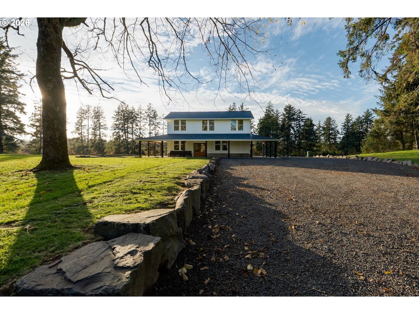 Listing photo 1 of 6