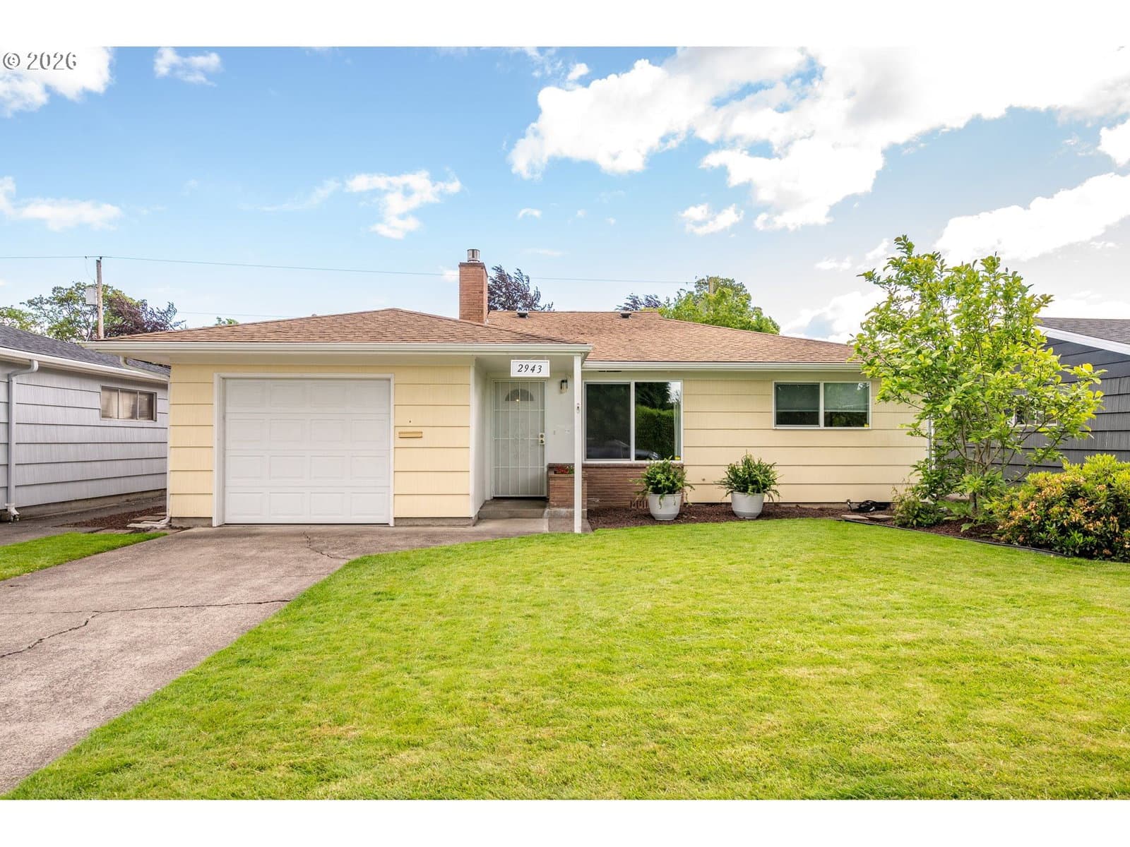 Primary listing photo, 2943 MAGNOLIA ST, Longview, WA, 98632