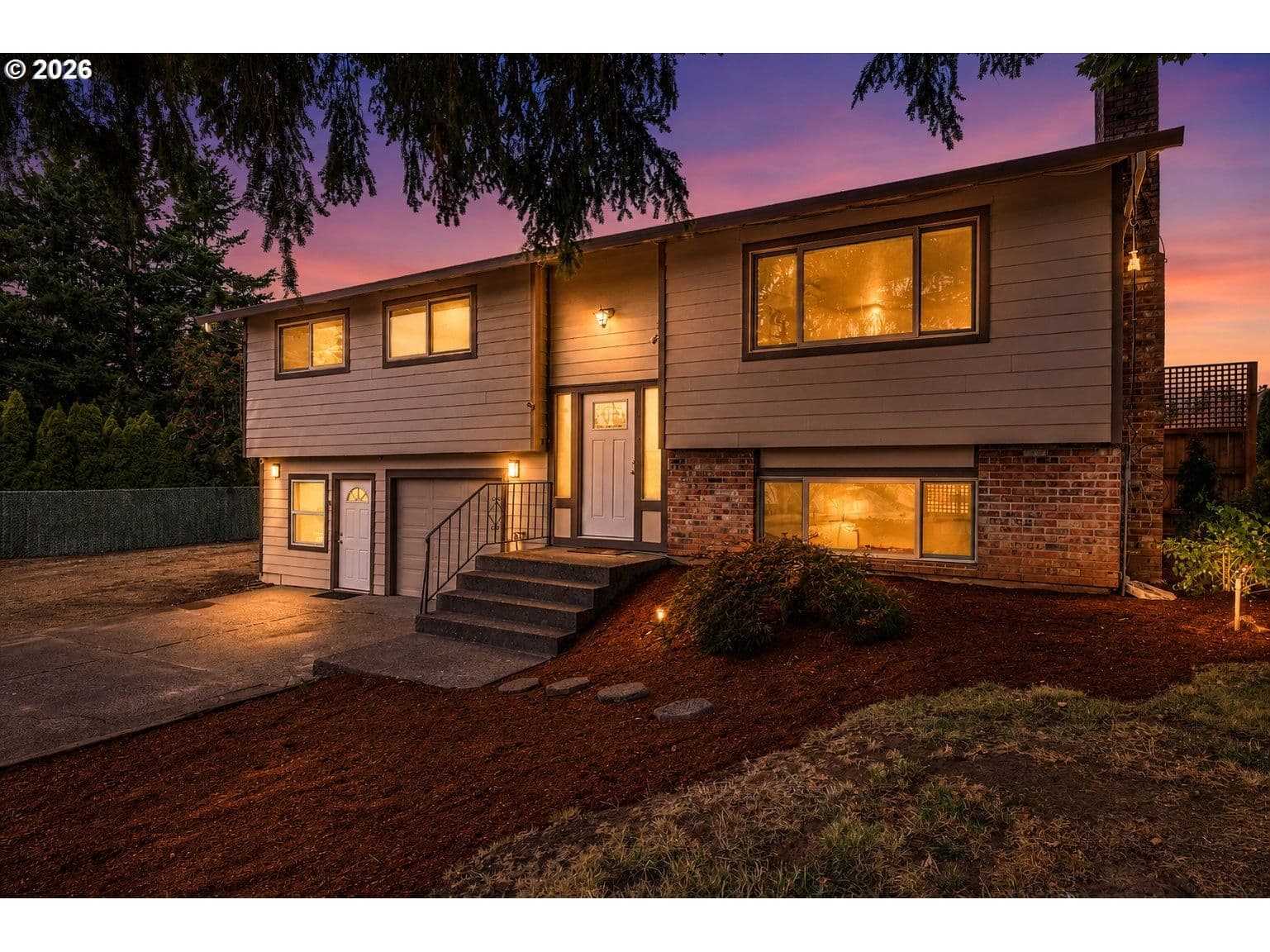 Listing photo 1 of 6
