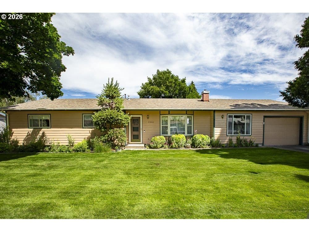 Listing photo 1 of 6