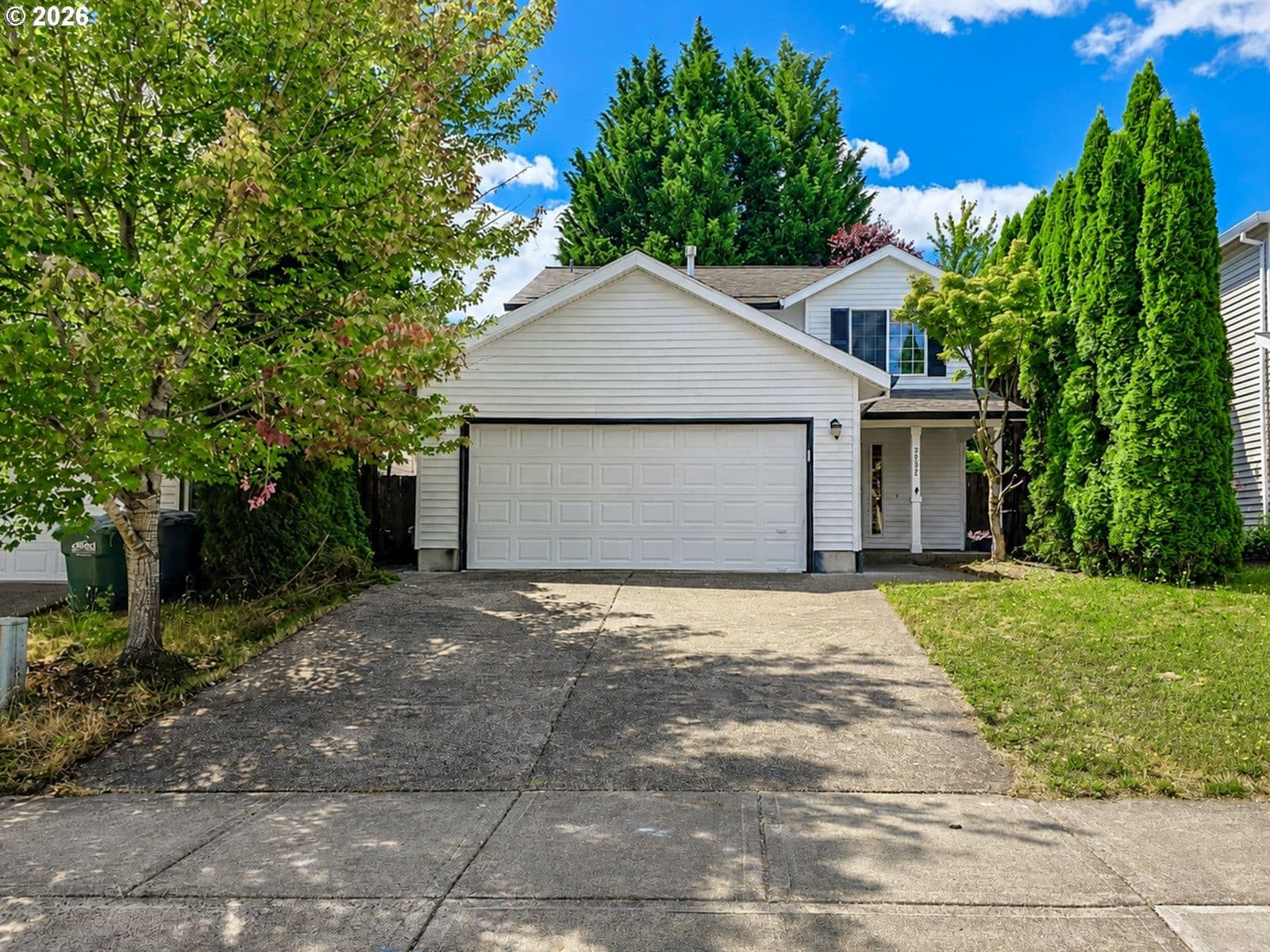 Listing photo 1 of 6