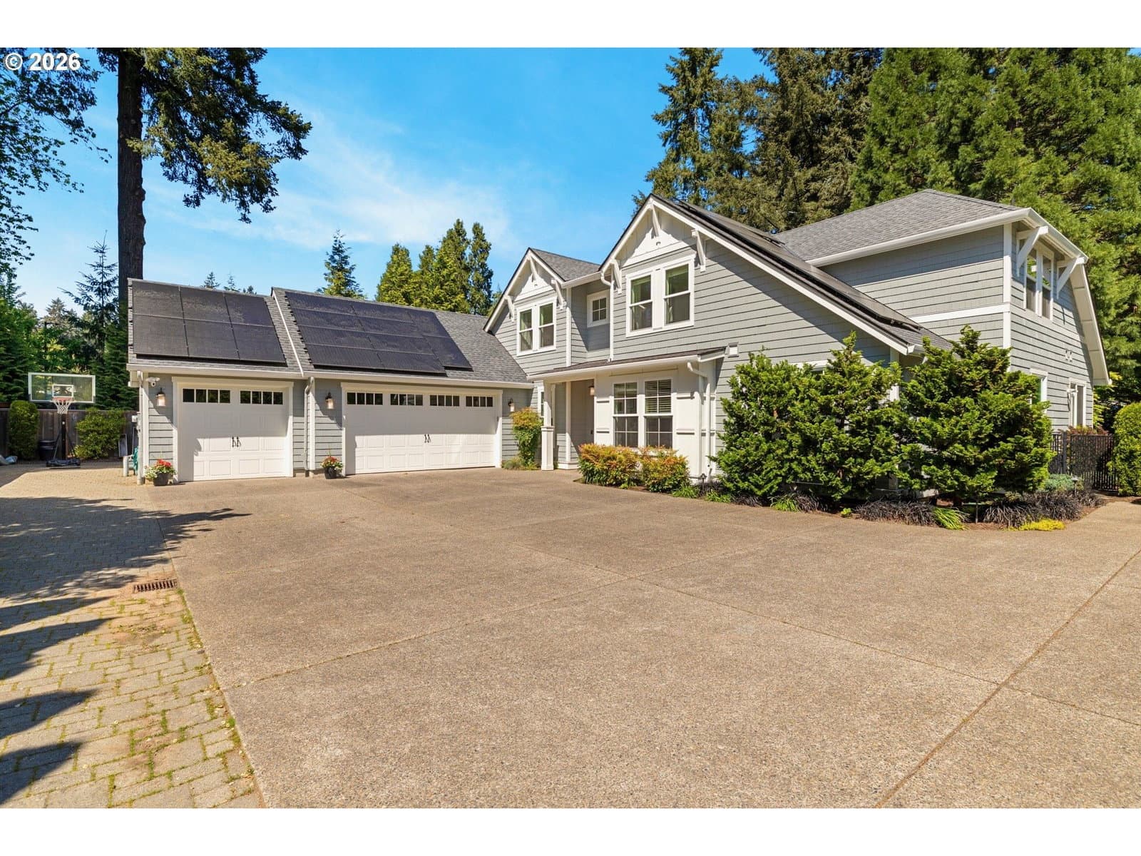 Primary listing photo, 4579 UPPER DR, Lake Oswego, OR, 97035