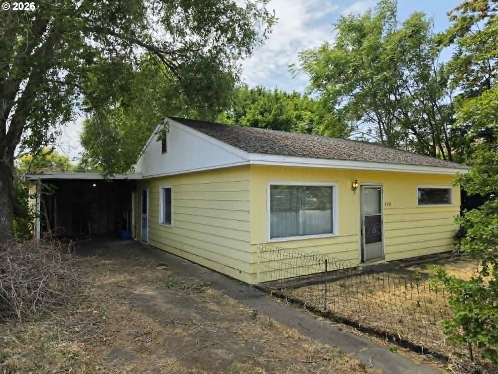 Listing photo 1 of 6