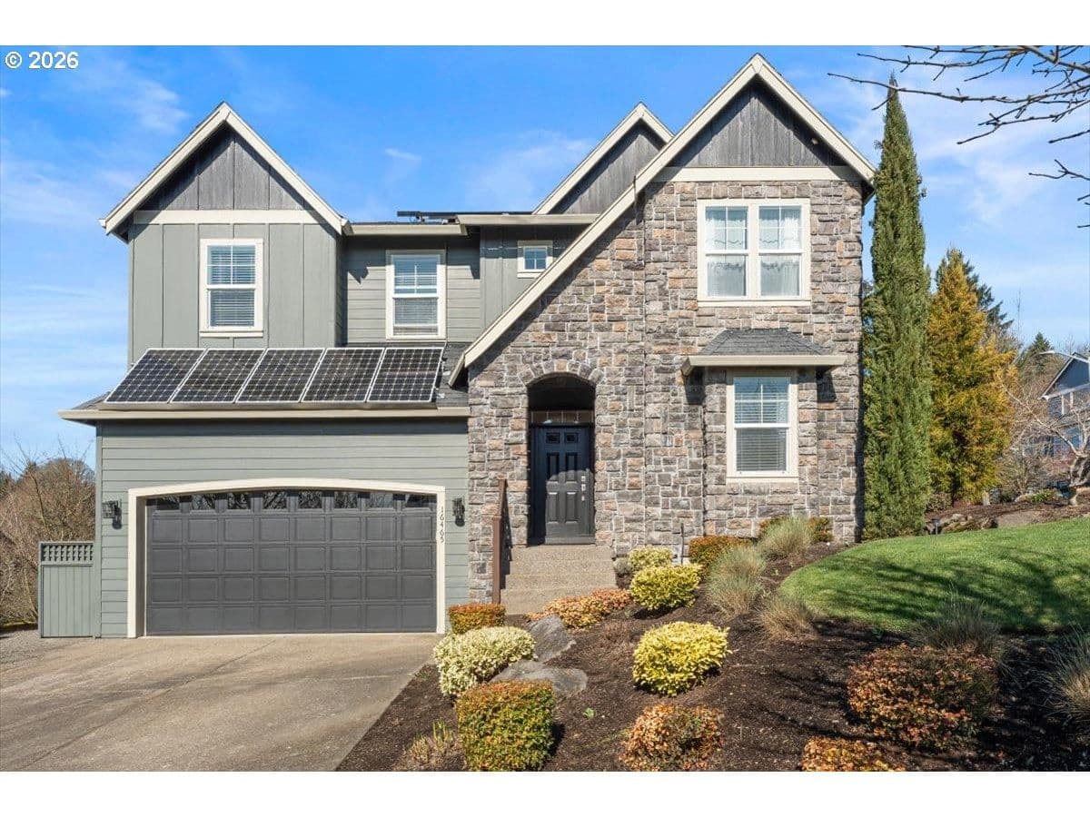 Primary listing photo, 16465 Oaktree TER, Oregon City, OR, 97045