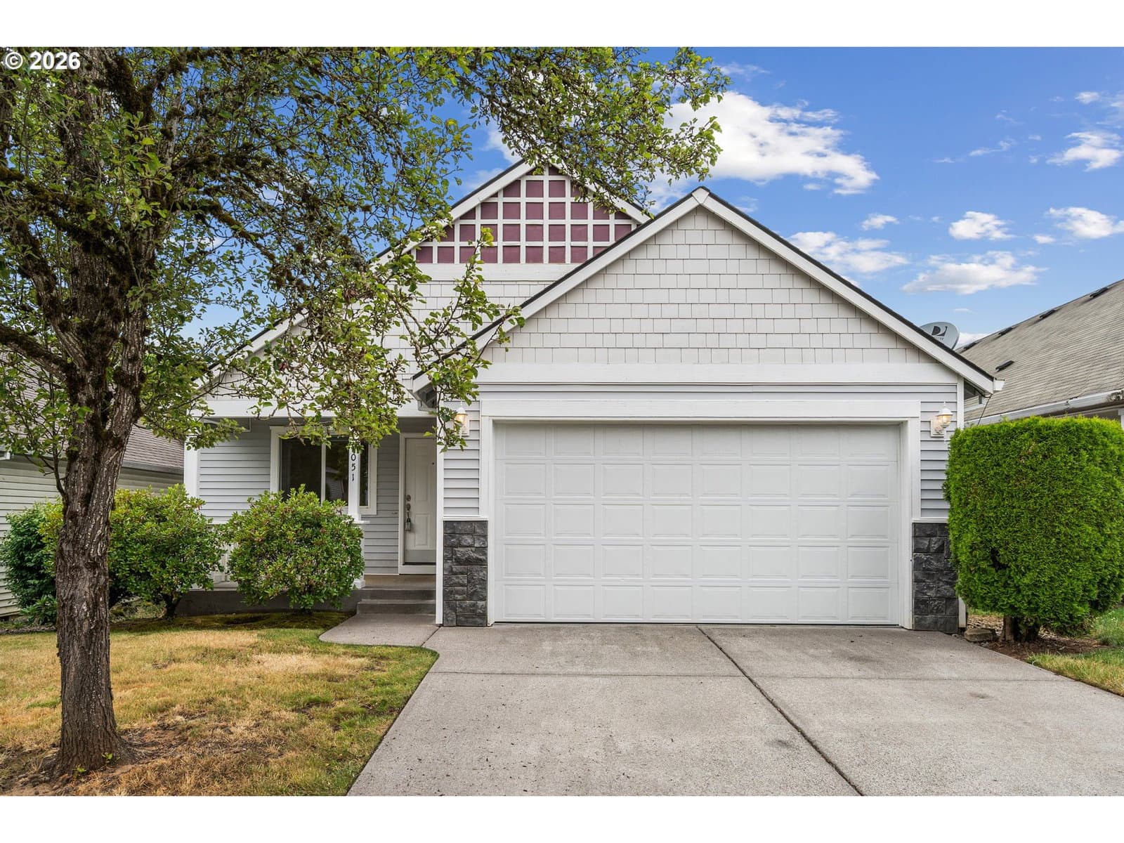 Listing photo 1 of 6