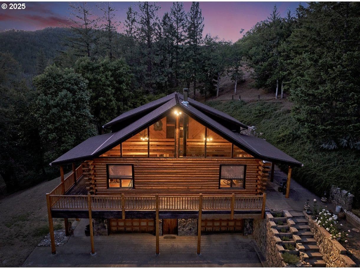 Listing photo 1 of 6