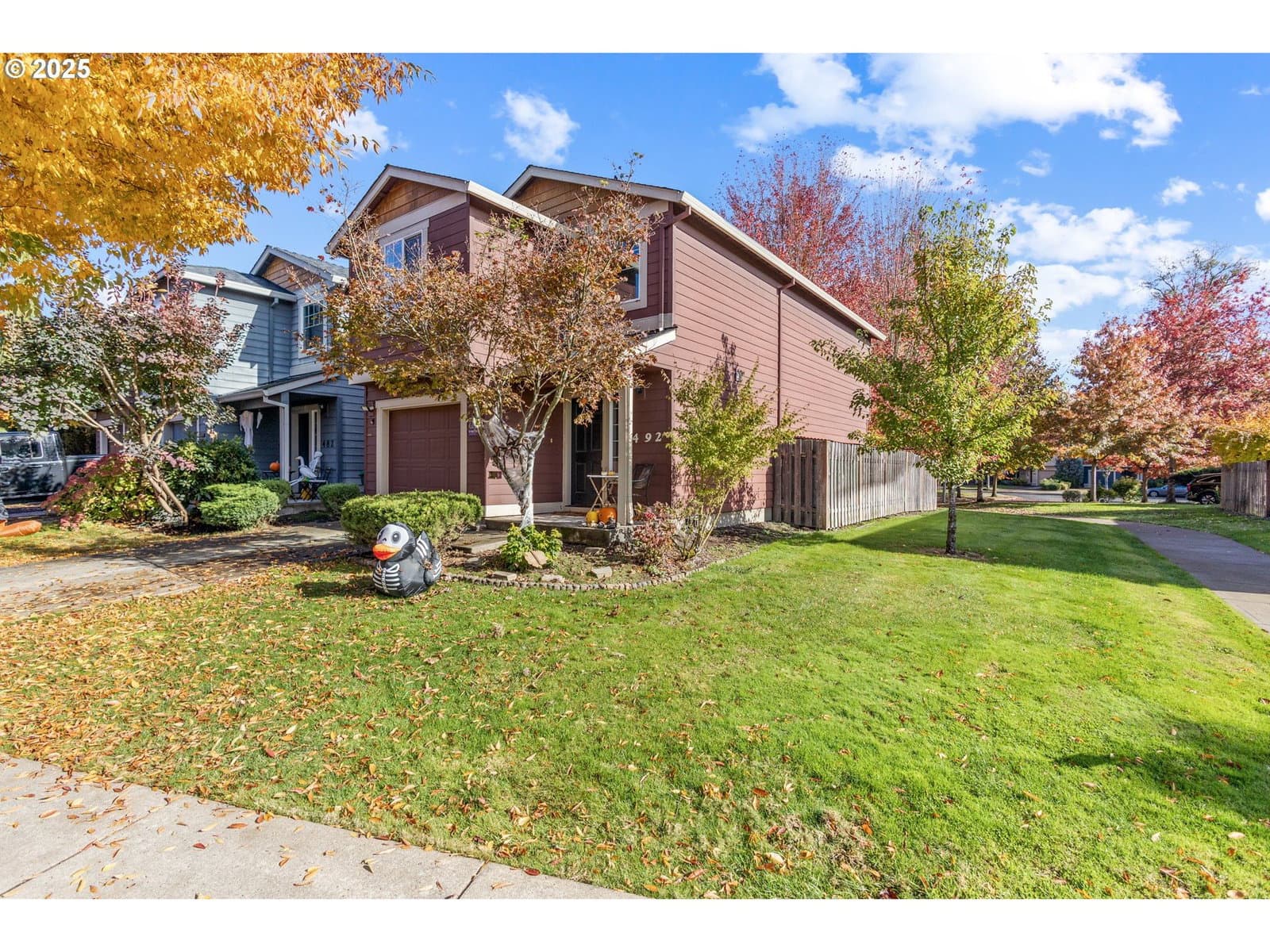 Primary listing photo, 492 S DONNA DR, Newberg, OR, 97132