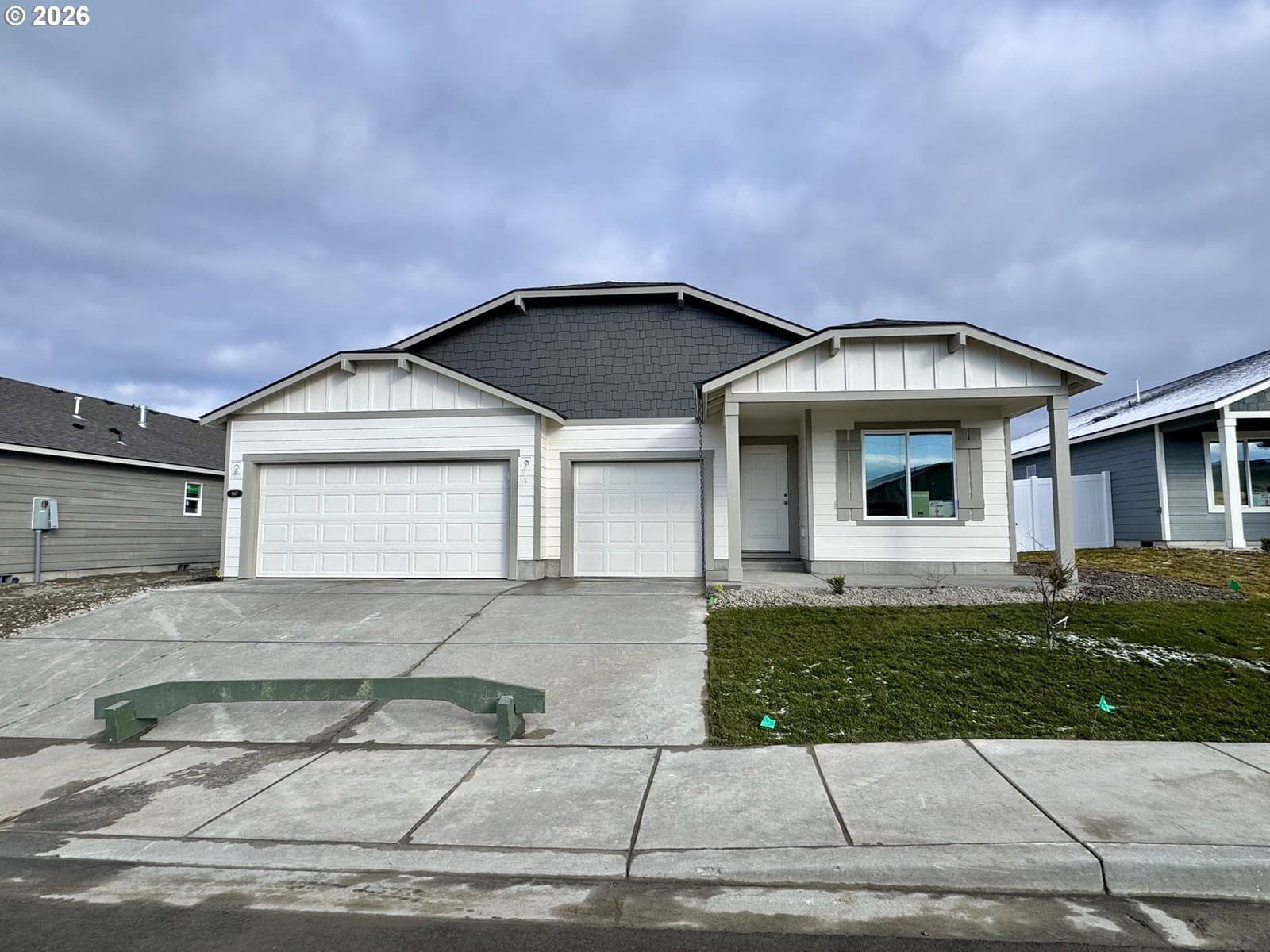 Primary listing photo, 867 NE Laurel Springs DR, Hermiston, OR, 97838