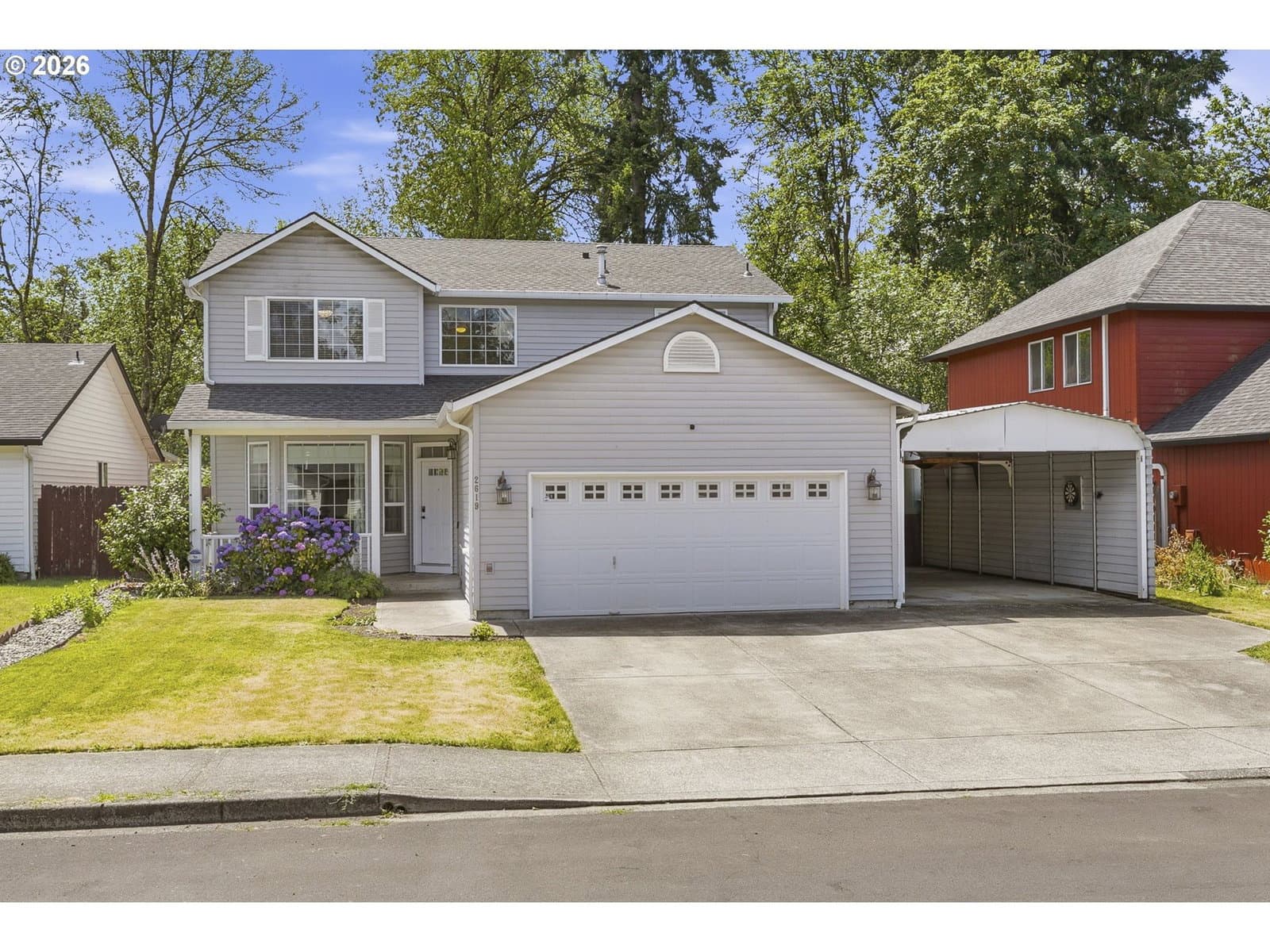 Listing photo 1 of 6