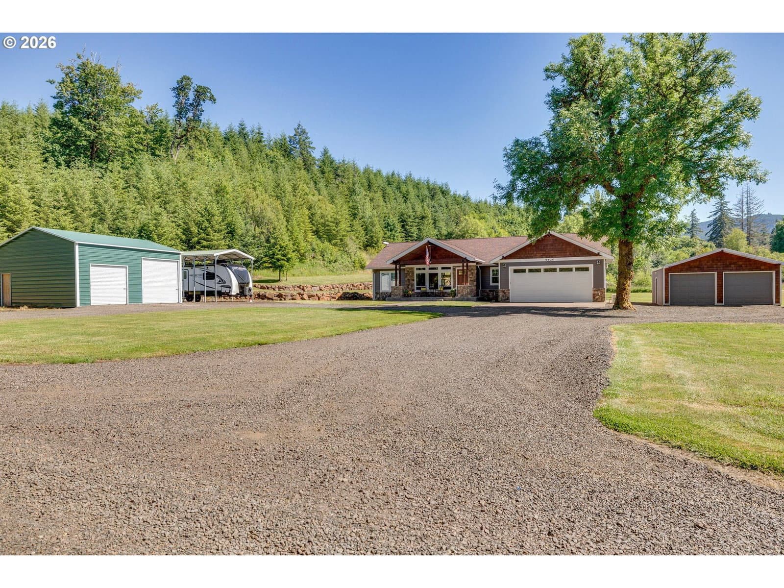 Listing photo 1 of 6