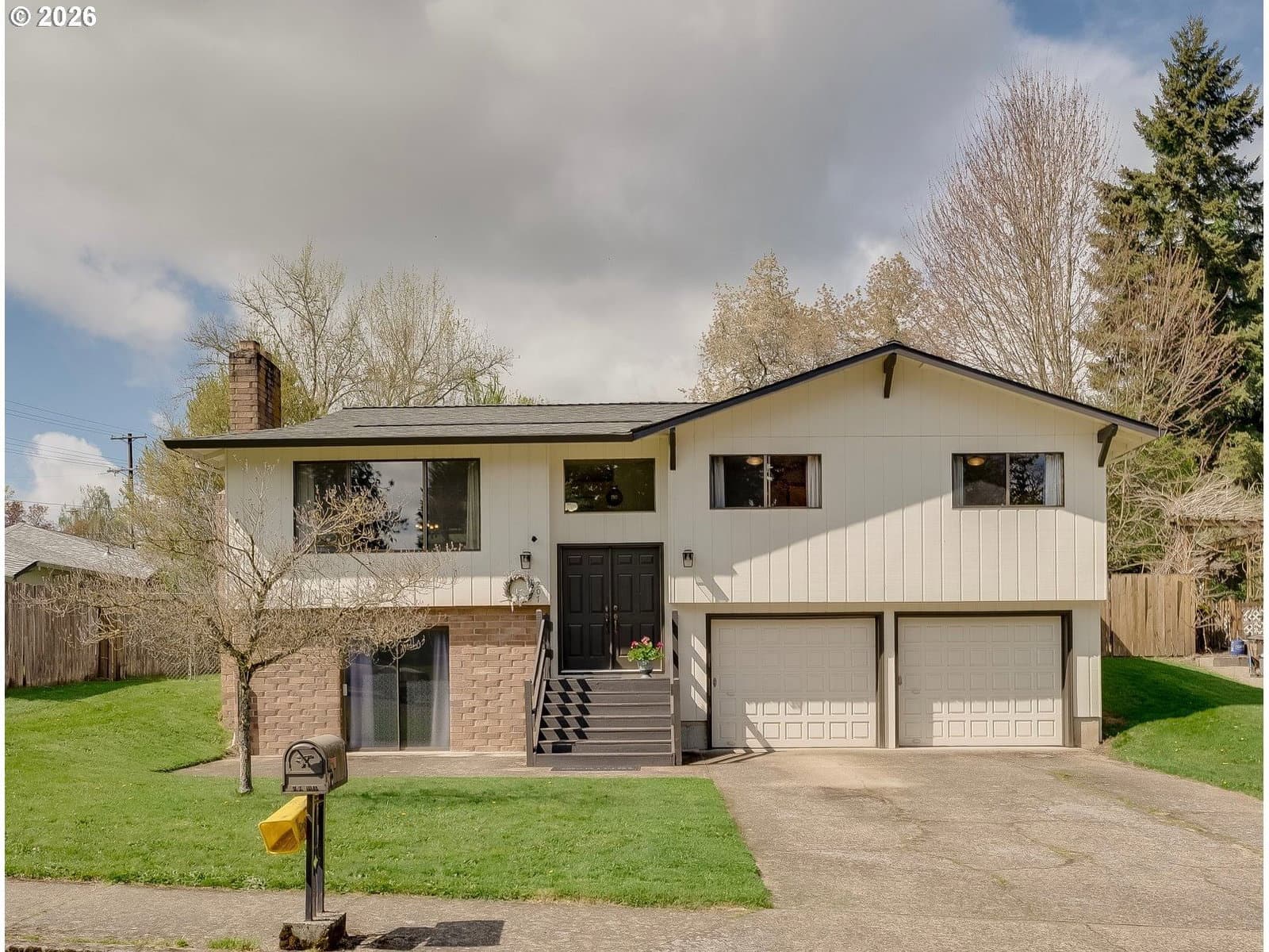 Primary listing photo, 207 NW Ash ST, McMinnville, OR, 97128