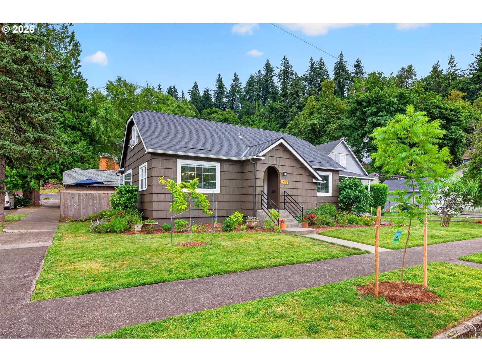 Primary listing photo, 222 JEFFERSON ST, Oregon City, OR, 97045