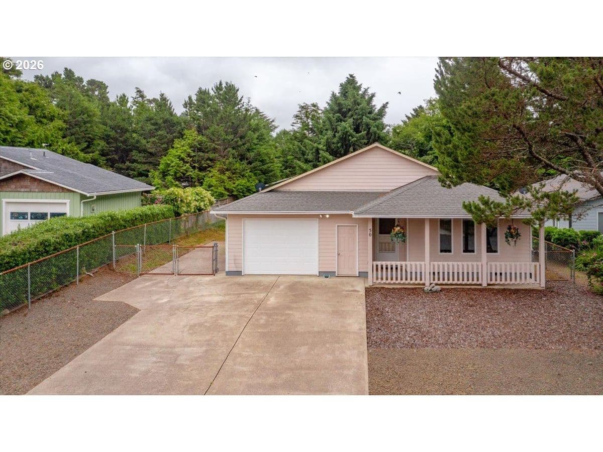Listing photo 1 of 6