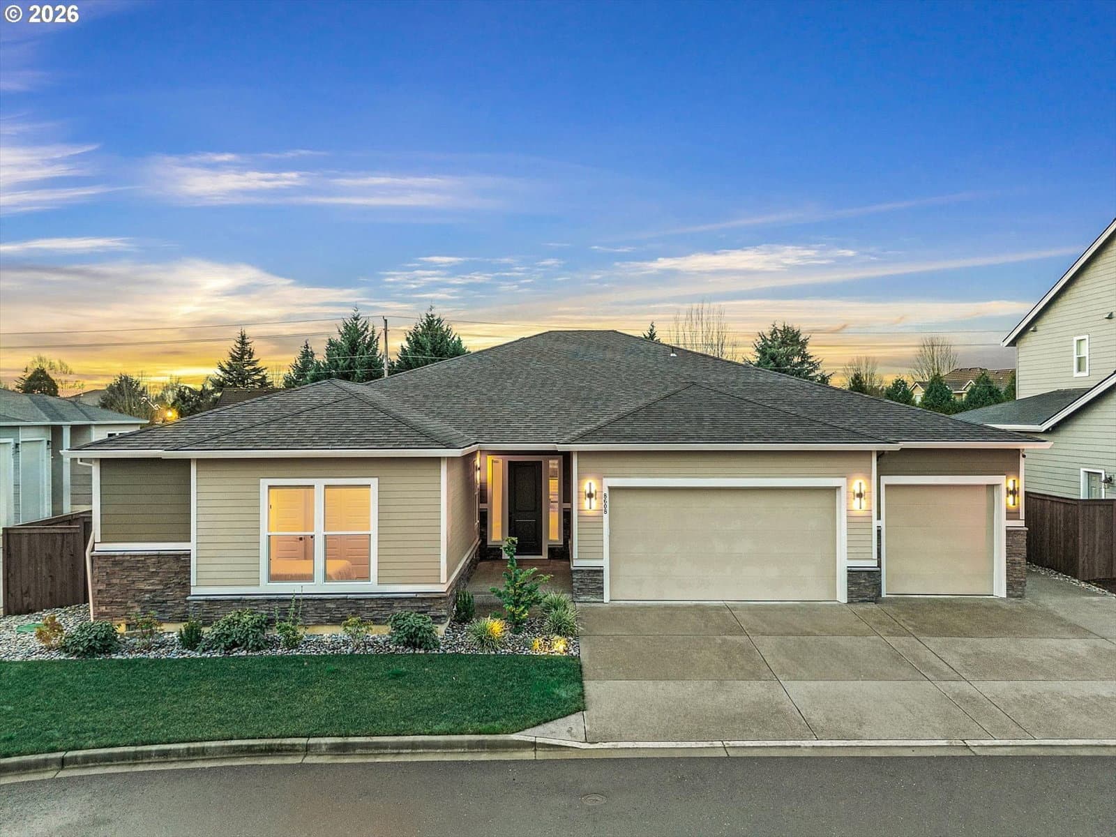 Primary listing photo, 8608 NE 182nd PL, Vancouver, WA, 98682