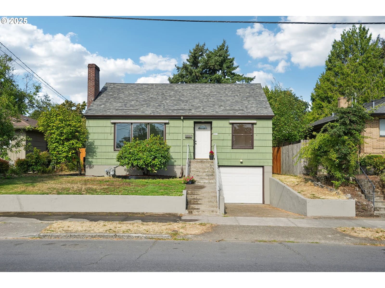 Primary listing photo, 4801 NE 42ND AVE, Portland, OR, 97218