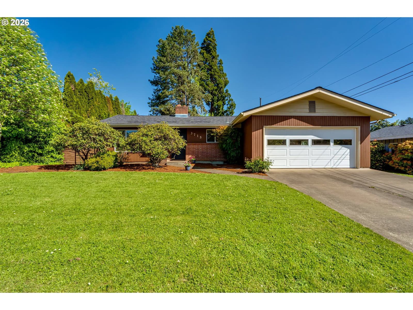 Listing photo 1 of 6