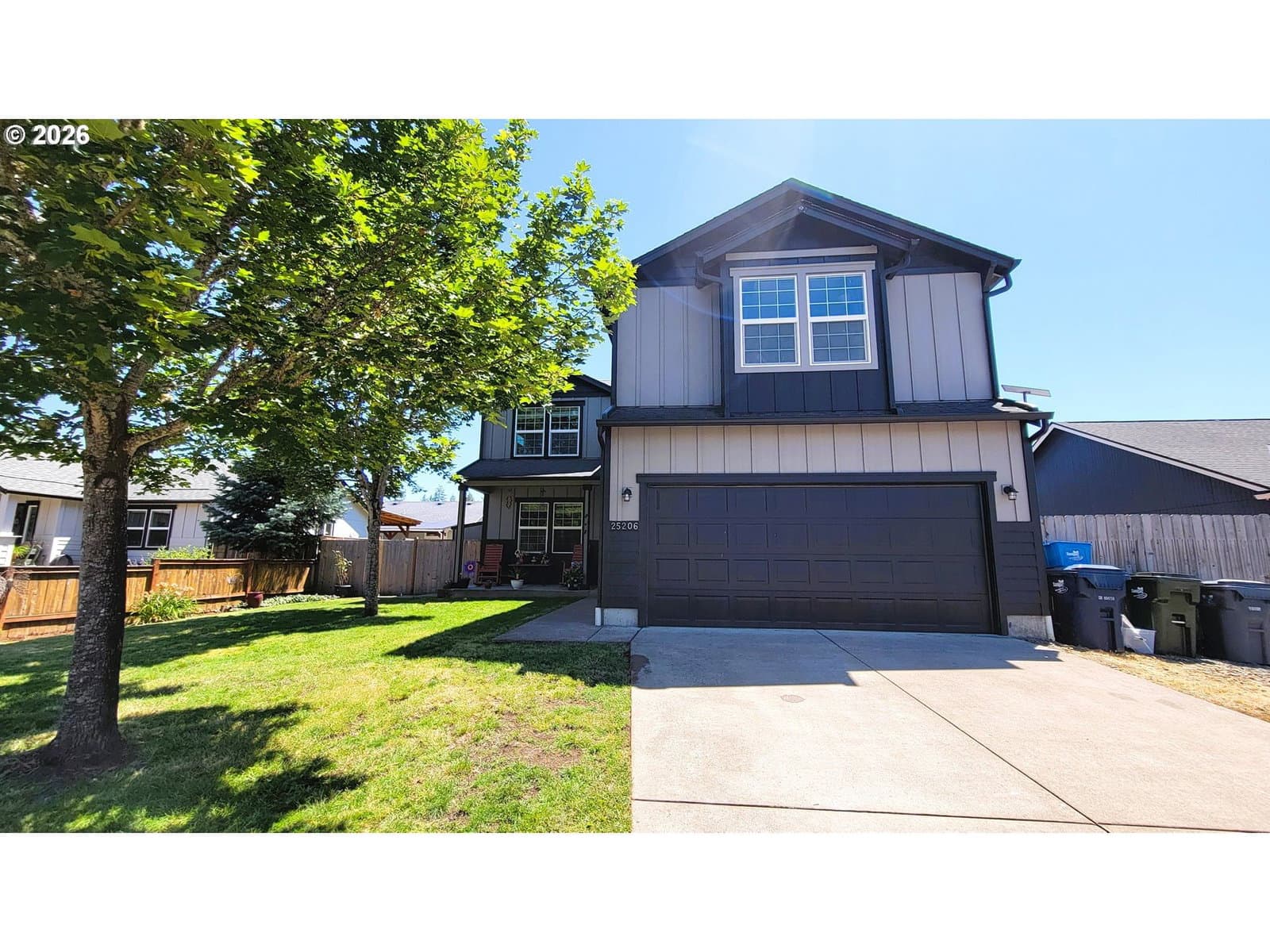 Listing photo 1 of 6