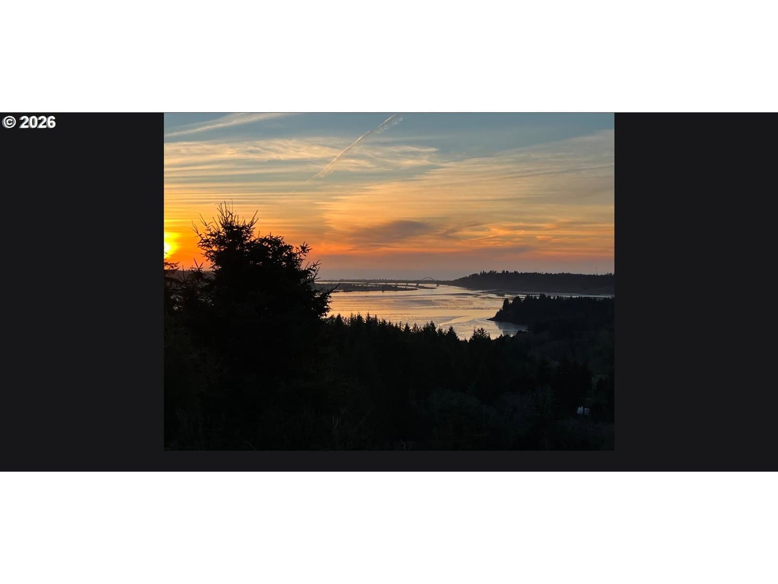 Primary listing photo, 960 N BAYVIEW LOOP, Waldport, OR, 97394