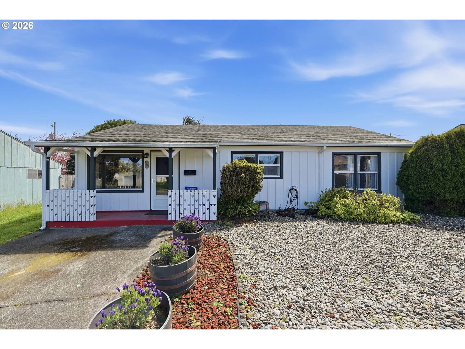 Primary listing photo, 1621 Grant ST, North Bend, OR, 97459