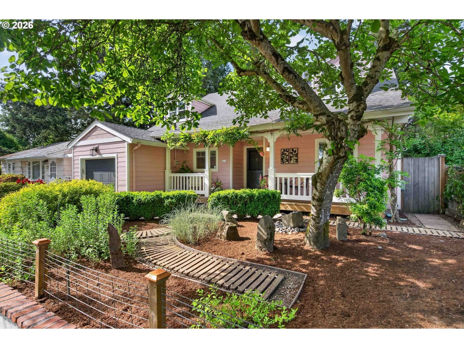 Primary listing photo, 3665 SE RAYMOND ST, Portland, OR, 97202