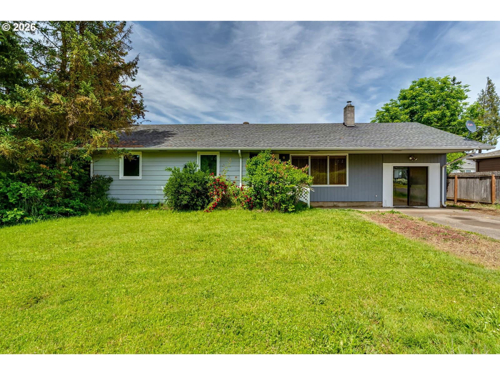 Primary listing photo, 4076 North ST, Springfield, OR, 97478