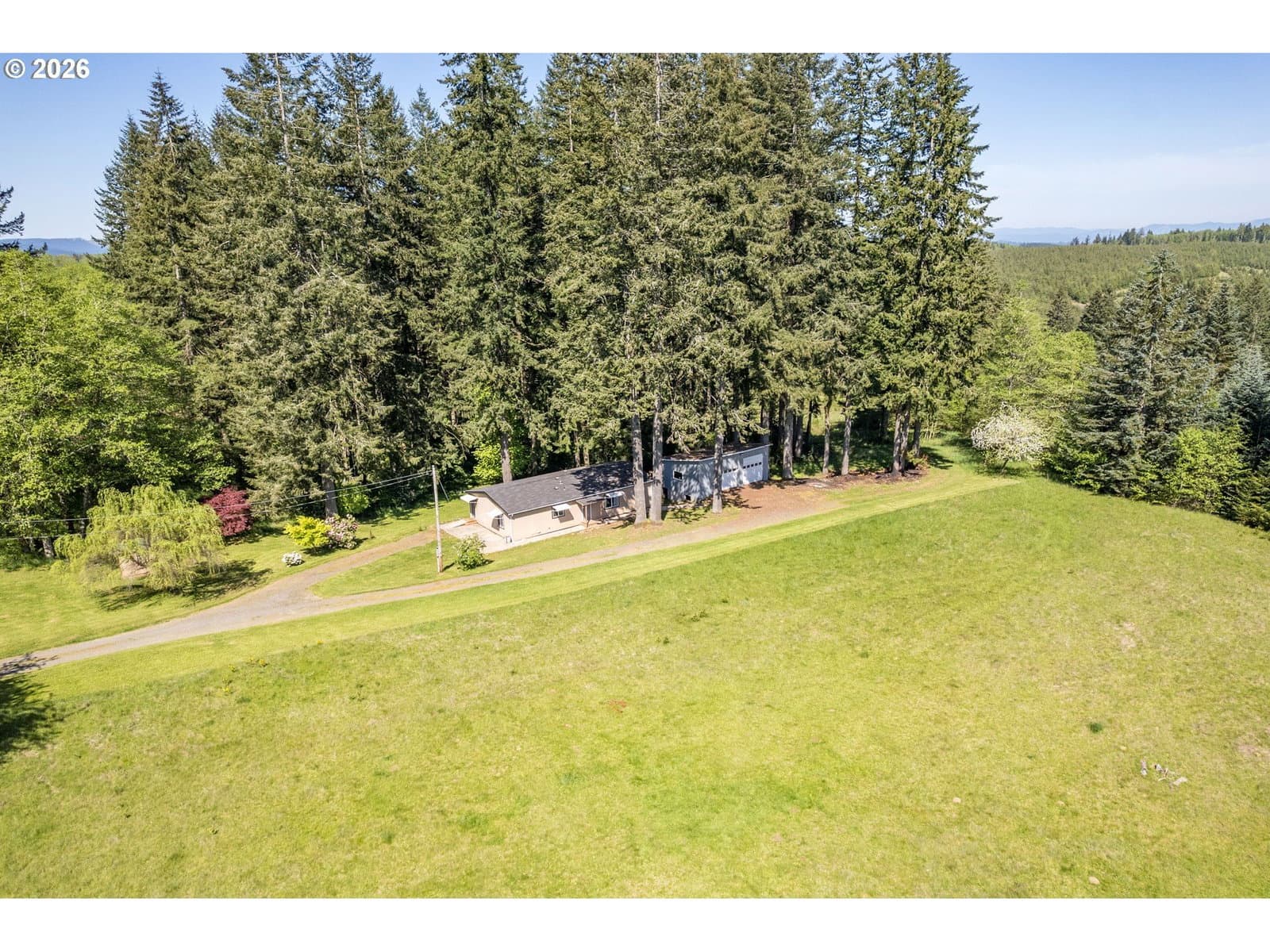 Listing photo 1 of 6