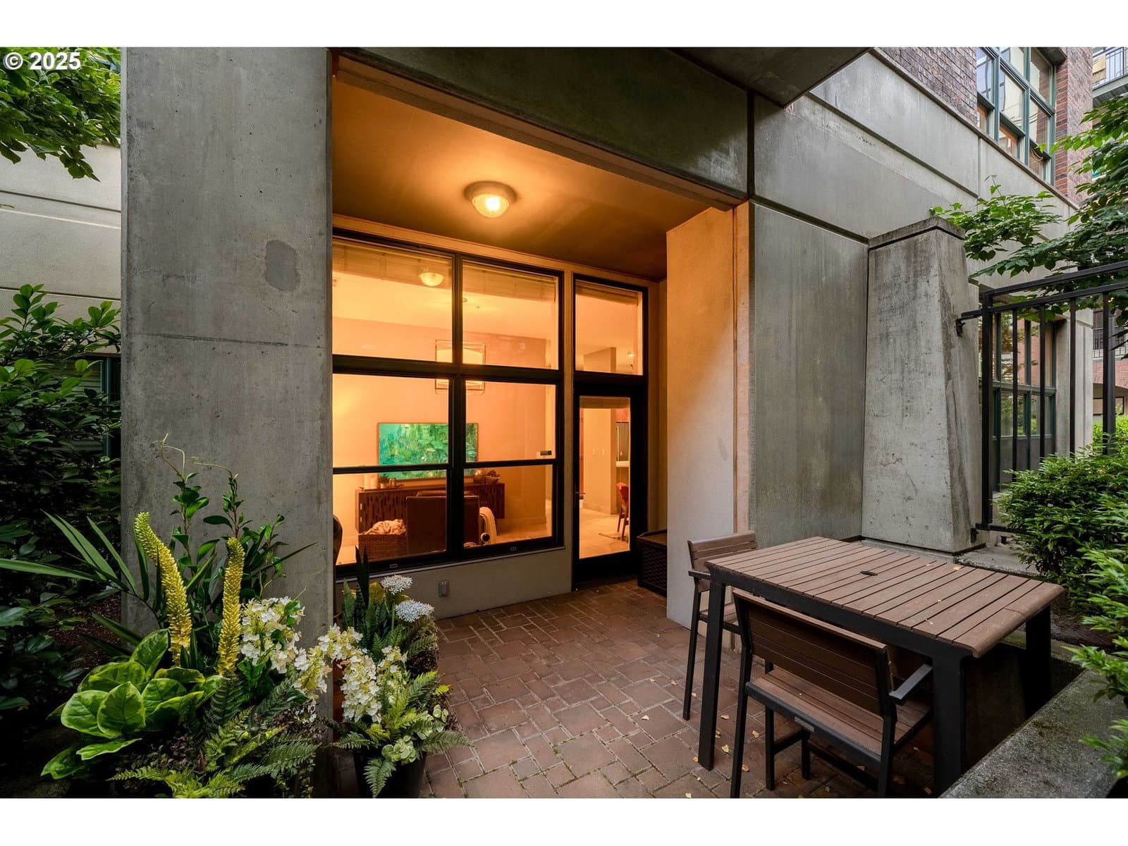 Primary listing photo, 820 NW 12TH AVE #110, Portland, OR, 97209