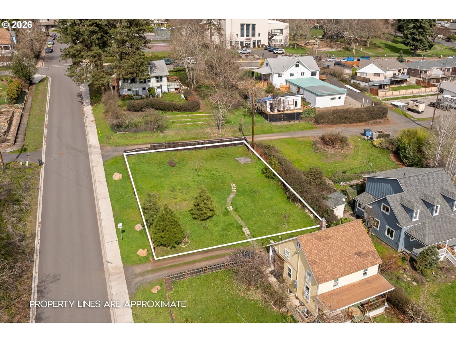 Primary listing photo, 0 NW Garfield AVE #2, White Salmon, WA, 98672
