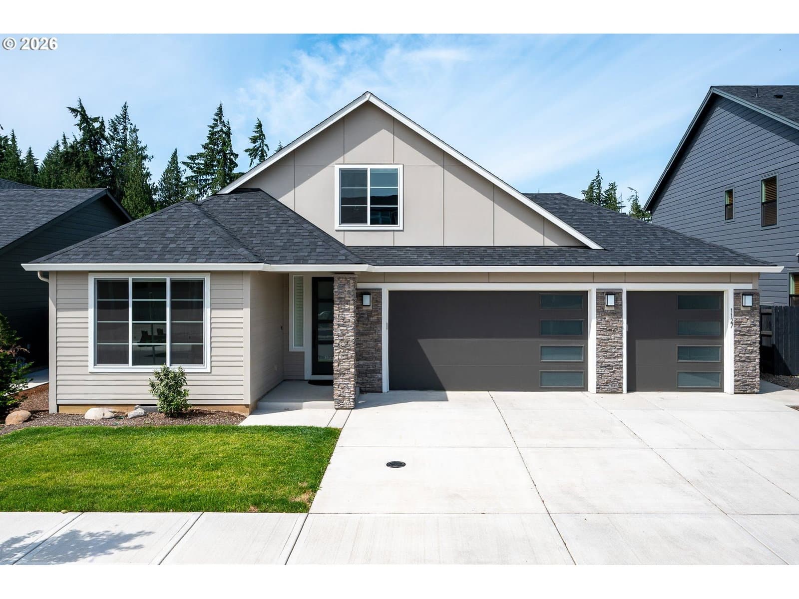 1127 N 41ST PL
