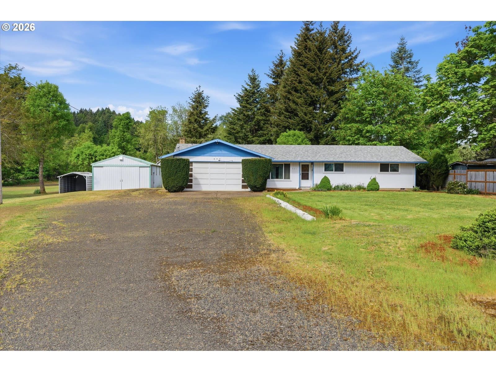 Listing photo 1 of 6