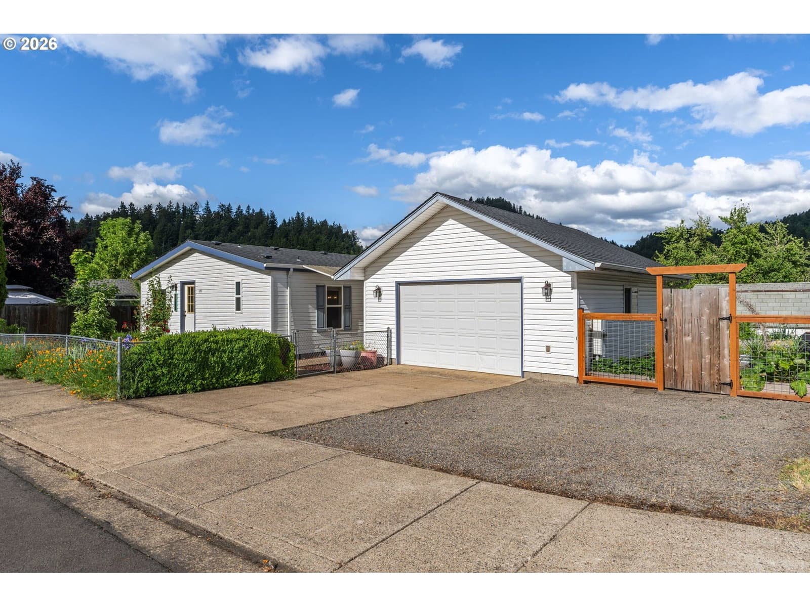 Primary listing photo, 1281 S 57TH PL, Springfield, OR, 97478